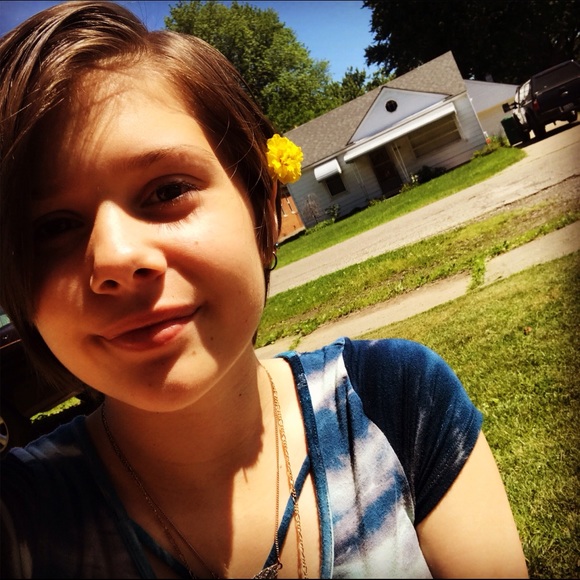 Meet your Posher, Skylar - Picture 1 of 1